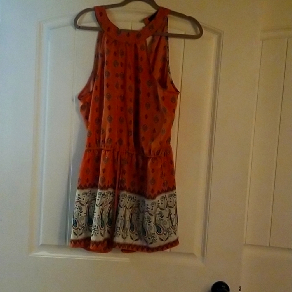 Romper rusty orange with blue paisley designs xl.